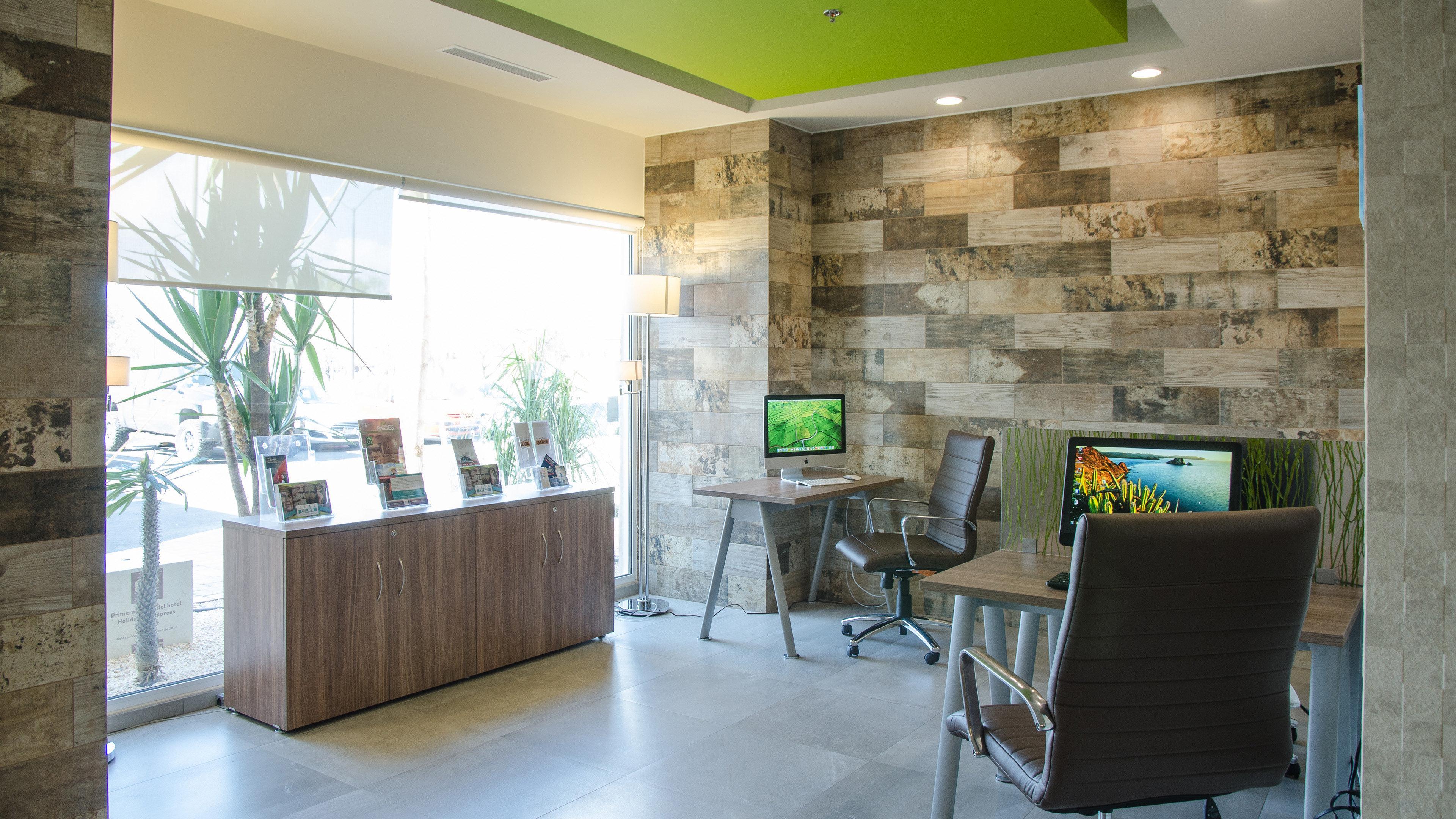 Holiday Inn Express And Suites Celaya By Ihg Exterior photo