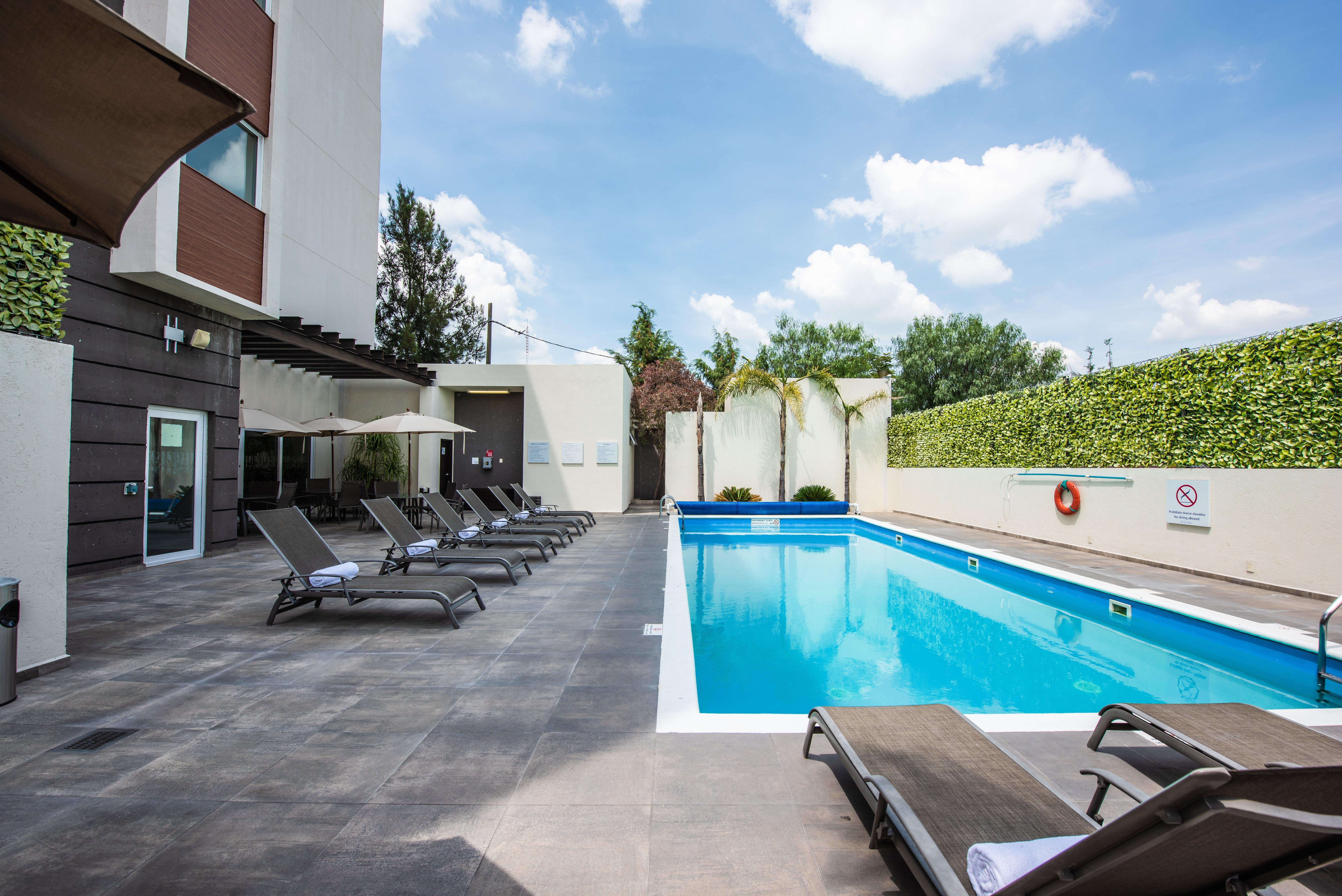 Holiday Inn Express And Suites Celaya By Ihg Exterior photo