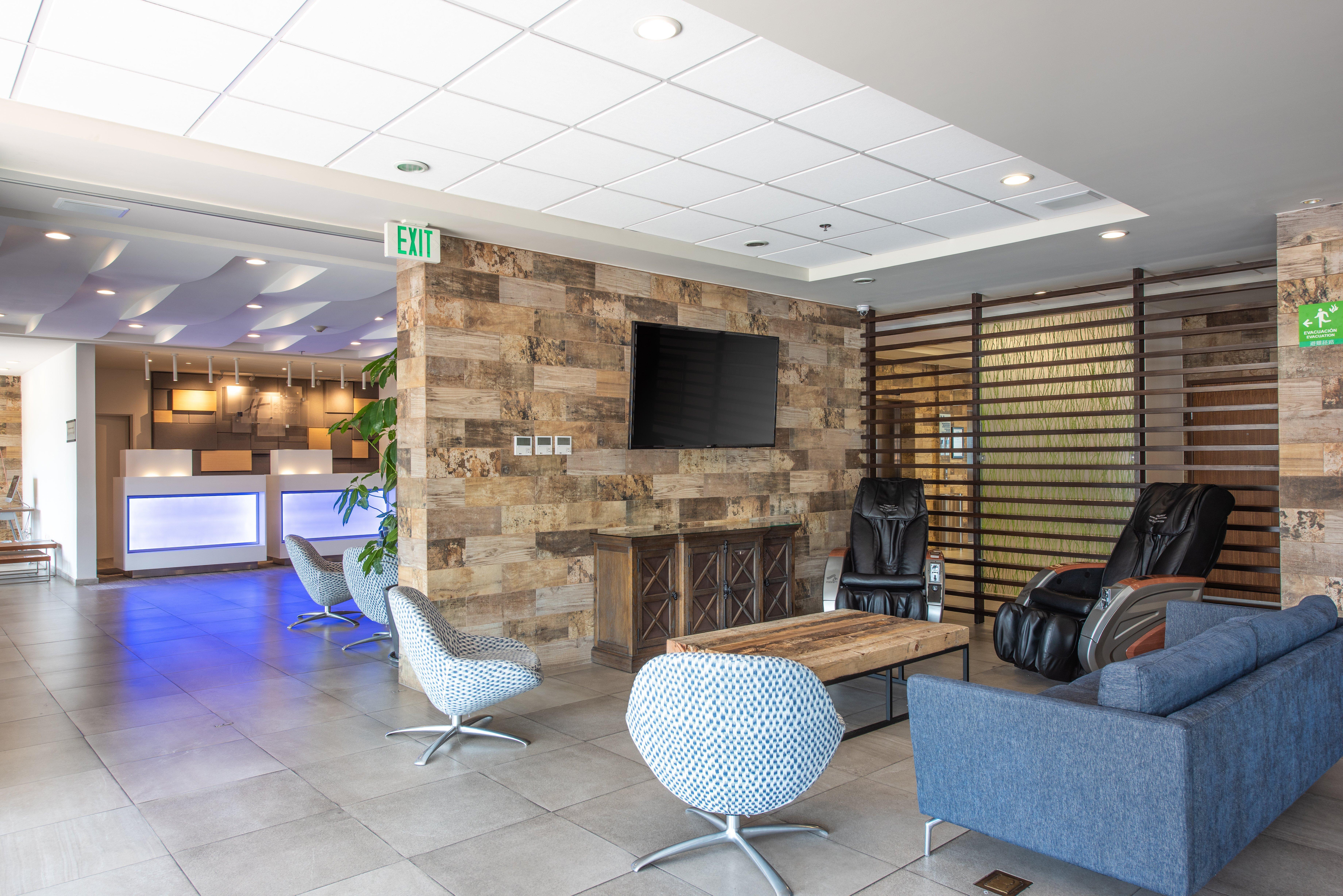 Holiday Inn Express And Suites Celaya By Ihg Exterior photo